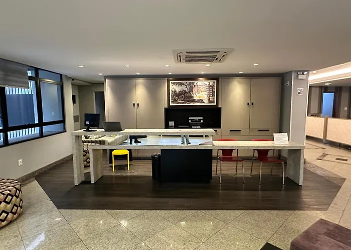 Central Park Flat Residence - Home Time